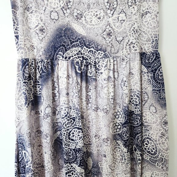 Vintage Cottagecore Maxi Dress Floral 3D Texture‎ Purple White Y2K // Medium - Picture 6 of 15